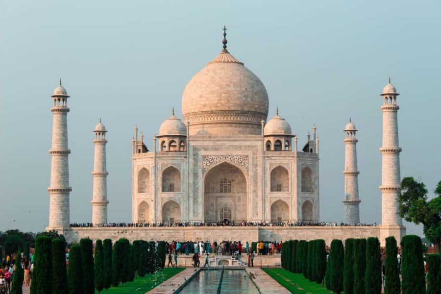 From Delhi: Taj Mahal and Agra Fort Day Tour with transfer - Photo Stops and Handicraft Shops: Buying Souvenirs the Smart Way