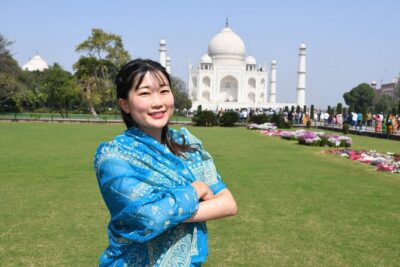 From Delhi Taj Mahal & Full day Agra tour by Private Car - Pickup windows and the drive from Delhi to Agra