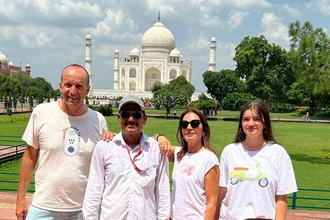 From Delhi : Taj Mahal Luxury Tour Package by Car - Key things to know before you pick this car tour