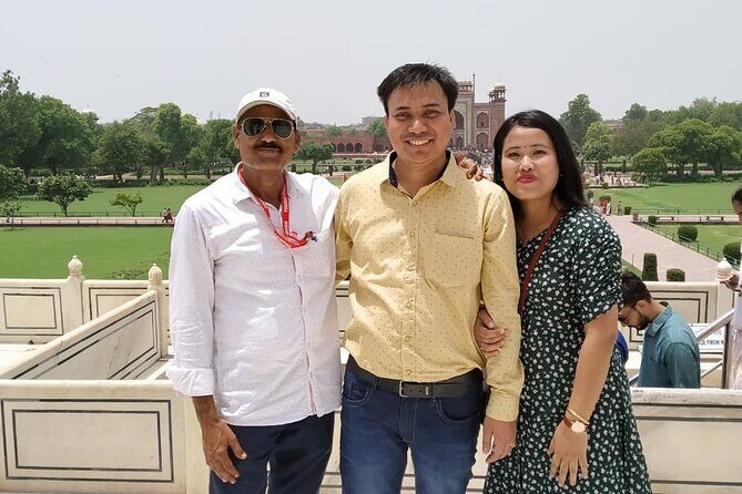 From Delhi : Taj Mahal Luxury Tour Package by Car - Itmad-ud-Daula and the market stop for real shopping