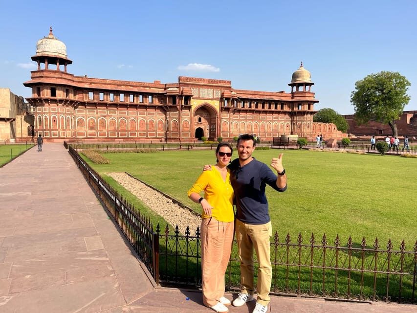 From Delhi: Taj Mahal Private Tour by Car with Entrance Fees - 5-star breakfast or lunch: the meal break that makes the long day sane
