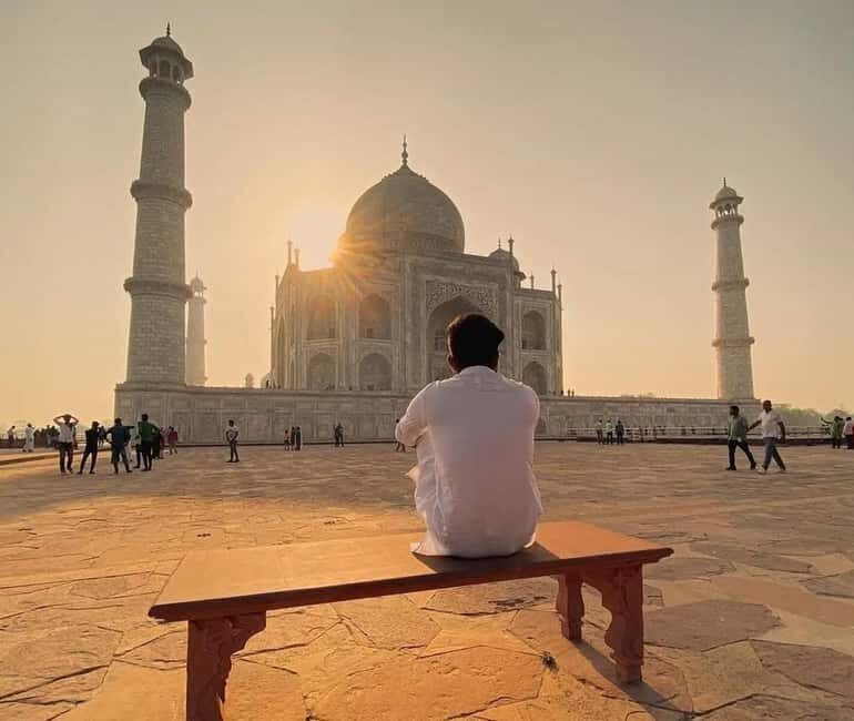 From Delhi: Taj Mahal Sunrise , Agra Fort & Baby Taj Tour - Delhi to Agra in a private air-conditioned car: the easy start