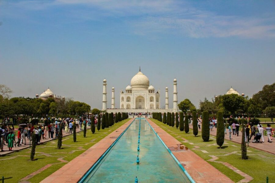 From Delhi: Taj Mahal Sunrise & Agra Fort Guided Day Trip - Delhi pickup and private transport: the easiest way to do Agra