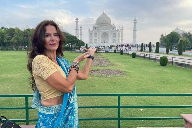From Delhi: Taj Mahal Sunrise & Agra Handicraft Heritage Tour - TajGanj craft workshops: marble inlay, Zardozi, carpets, gems