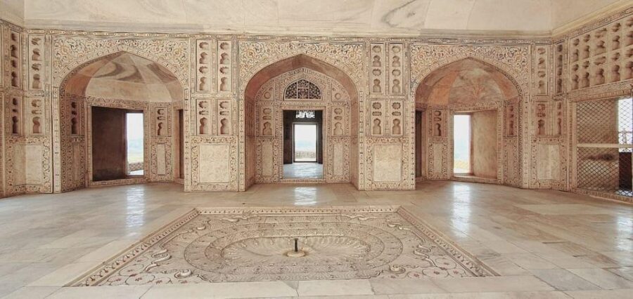 From Delhi: Taj Mahal Sunrise & Agra Tour with Tickets - The Break and Meal Plan: Breakfast vs. Lunch Based on Pickup Time