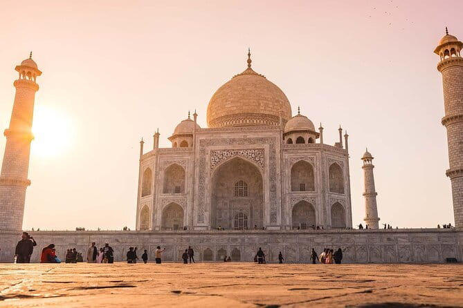 From Delhi: Taj Mahal Sunrise, Baby Taj & Agra Fort Private Tour - Why a Delhi-to-Agra sunrise day trip works