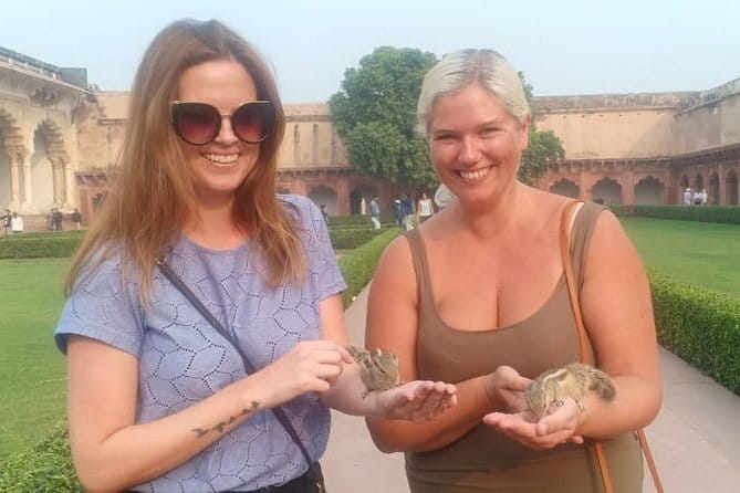From Delhi: Taj Mahal Sunrise, Baby Taj & Agra Fort Private Tour - Agra Fort: the Mughal power story inside the red sandstone walls