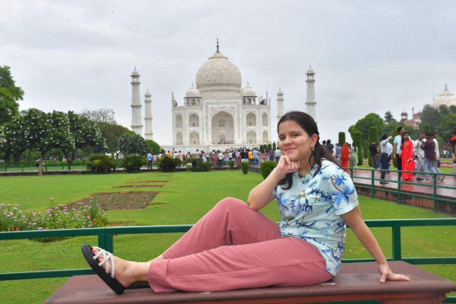 From Jaipur: Agra Private Day Trip with Taj Mahal &Agra Fort - How the Tour Handles Crowds, Vendors, and Real-World Flow