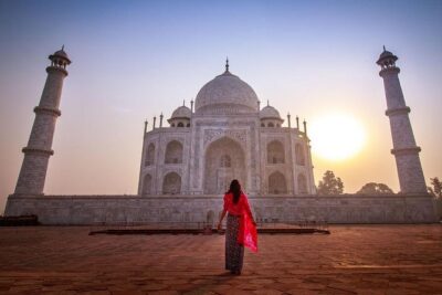 From Jaipur Private Taj Mahal & Agra Fort Day tour with Transfers - The guide experience: how you actually enjoy Taj and Agra Fort