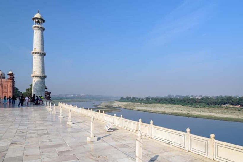 From Jaipur: Private Tajmahal Sunrise & Agra CityTour By Car - Agra Fort after the Taj: a different side of Mughal architecture