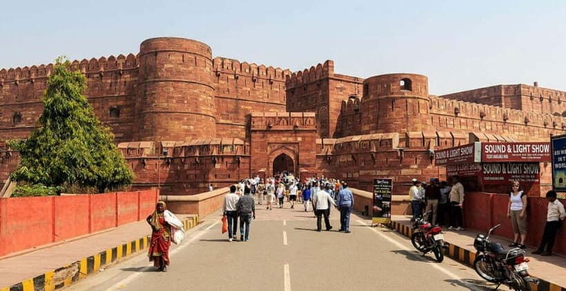 From Jaipur: Private Tajmahal Sunrise & Agra CityTour By Car - The car ride from Jaipur: comfort, pickup options, and group size