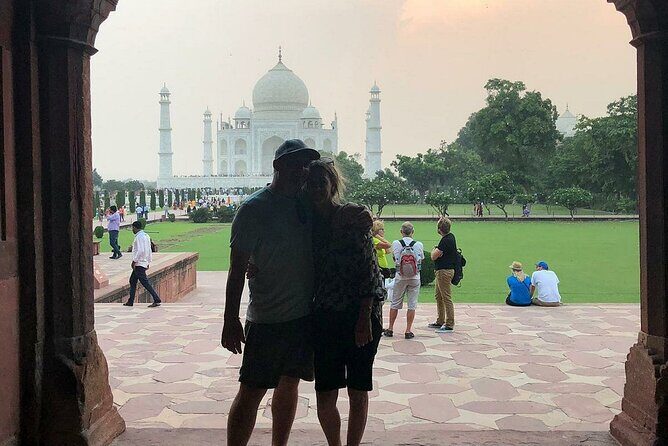 From Jaipur: Same Day Guided Taj Mahal, Agra Fort & Fatehpur Sikri Private Tour - Taj Mahal Time: How to Make the Most of Your 2 Hours
