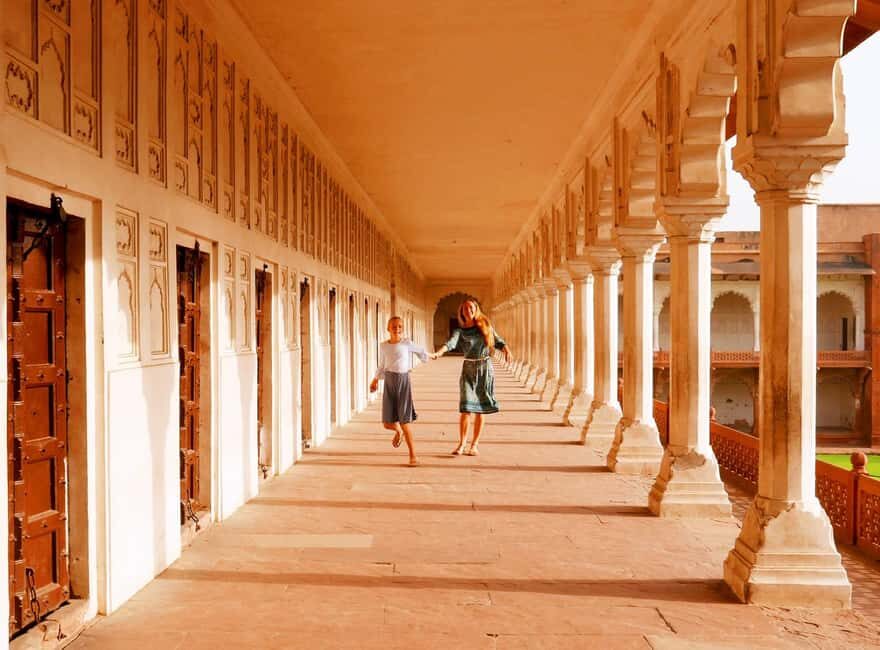 From Jaipur: Same Day Taj Mahal Tour with Fatehpur Sikri - Agra Fort (Red Fort): red sandstone, big walls, and an imperial story