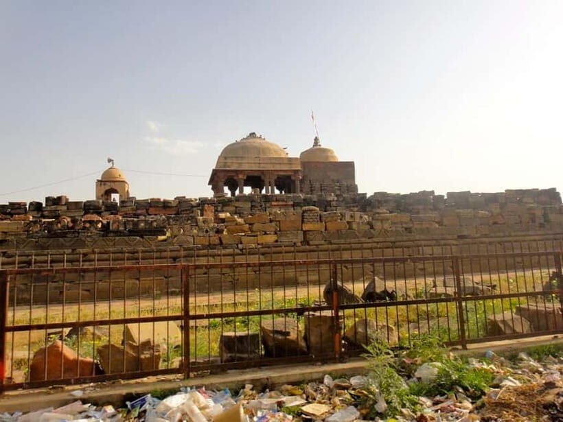From Jaipur: Same Day Trip to Abhaneri Chand Baori Stepwell - Who should book, and who should skip this day trip