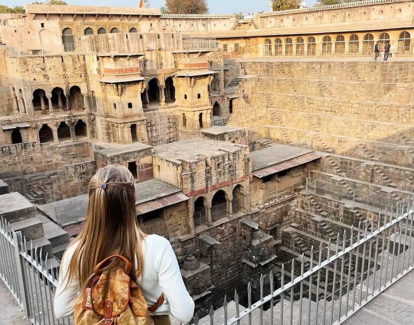 From Jaipur: Same Day Trip to Abhaneri Chand Baori Stepwell - Getting there from Jaipur: what an 8-hour AC ride really buys you