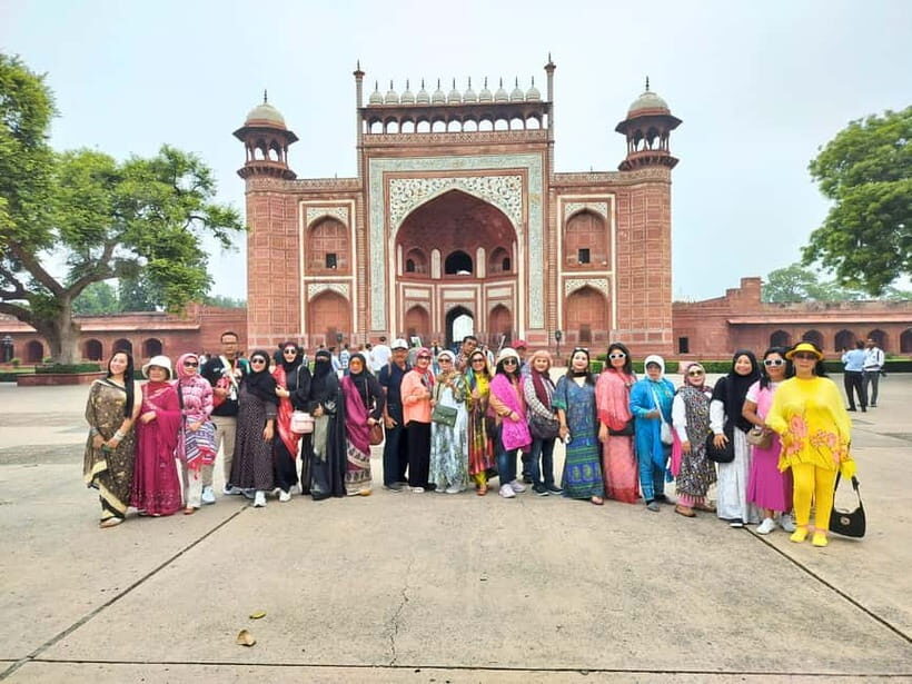 From Jaipur: Taj Mahal, Agra Fort, Baby Taj Day Trip by Car - Entering the Taj Mahal grounds with a guide and a schedule