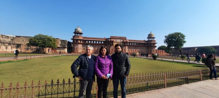 From Jaipur : Taj Mahal & Agra fort Tour and Drop Delhi - Guide quality: the difference between seeing and understanding