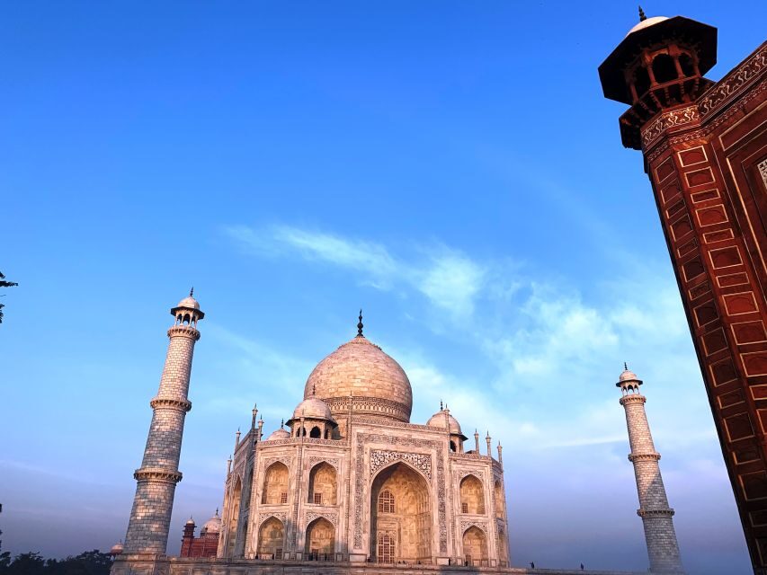 From New Delhi : Tajmahal Tour by Train All Inclusive - Taj Mahal with a Private Guide: Seeing More Than the Postcard View