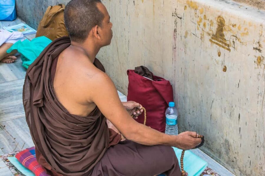 From Varanasi: Bodhgaya Day Trip with Private Transfer - Mahabodhi Temple (UNESCO): The Main Stage of Bodhgaya