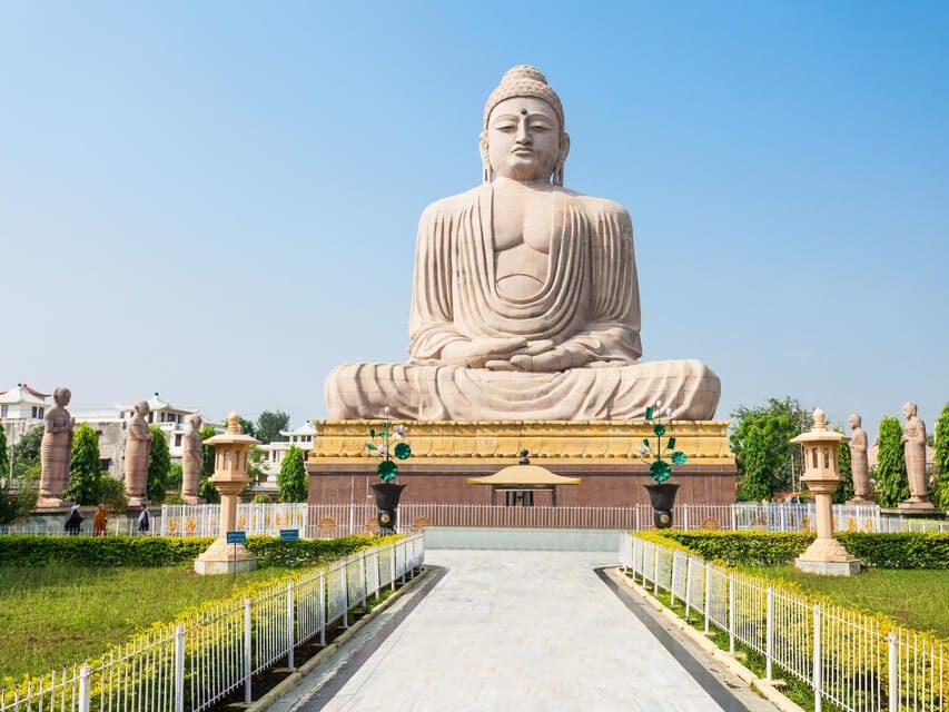 From Varanasi: Private Same Day Bodhgaya Tour - Bodhi Sarovar: The Peaceful Water Pause