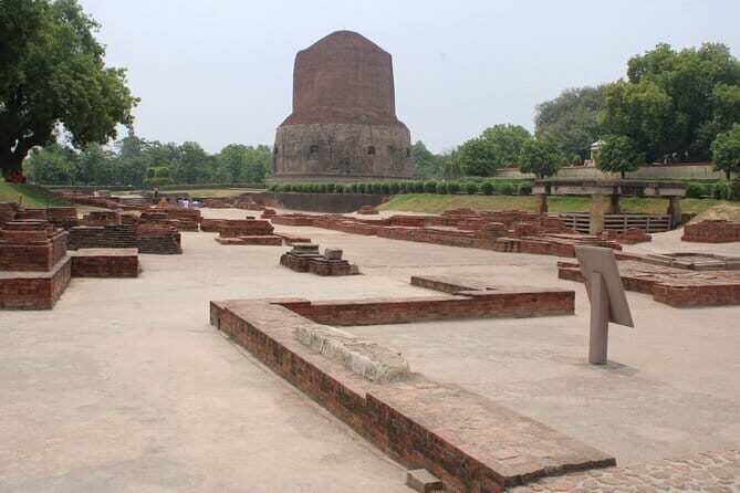 From Varansi: Day Tour to Sarnath with Boating and Ganga Aarti - Why this Varanasi and Sarnath combo works