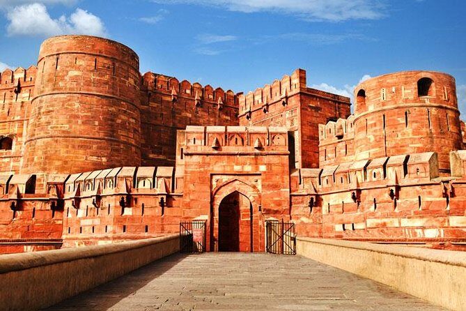 Full-Day City Tour of Agra visit The Taj Mahal, Agra Fort & Fatehpur Sikri - Taj Mahal: golf cart timing and the Friday closure reality
