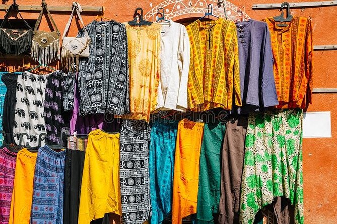 Full Day Customized Delhi Shopping Tour With Female Consultant - What you’re actually buying: a route built around product types