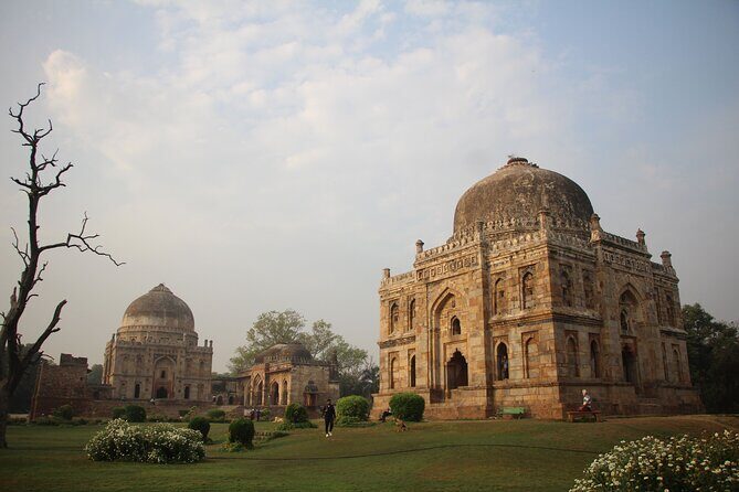 Full Day Delhi Sightseeing Tour by Public Transport - Humayun’s Tomb: UNESCO Mughal architecture with a budget note