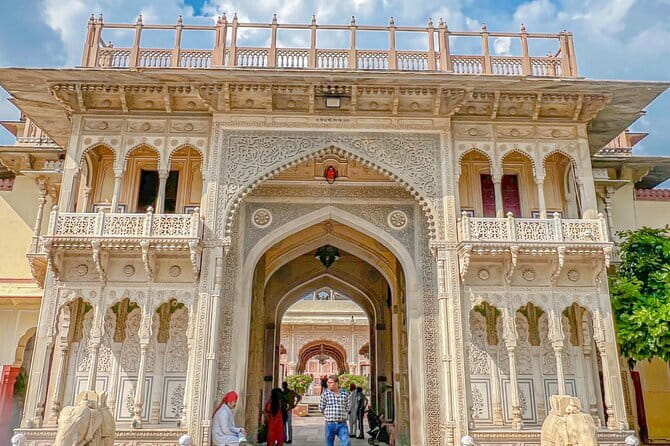 Full-Day Jaipur Highlights with Local Guide & Private Vehicle - City Palace: Where Royal Power Meets Court Life