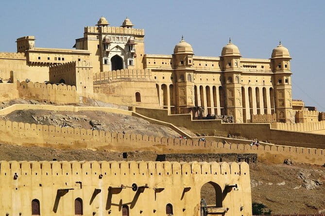 Full day Jaipur sightseeing tour by tuk tuk. - Panna Meena ka Kund: a short stop that breaks up the royal-palace pace