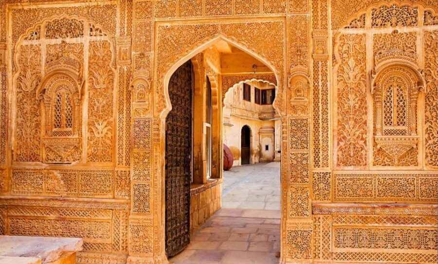 Full Day Jaisalmer Sightseeing Tour by Car - Jain Temples Inside the Fort: Where Carving Details Actually Matter