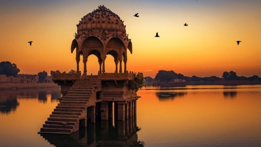 Full Day Jaisalmer Sightseeing Tour by Car - Gadisar Lake Sunset: The Golden Hour Finale You’ll Remember