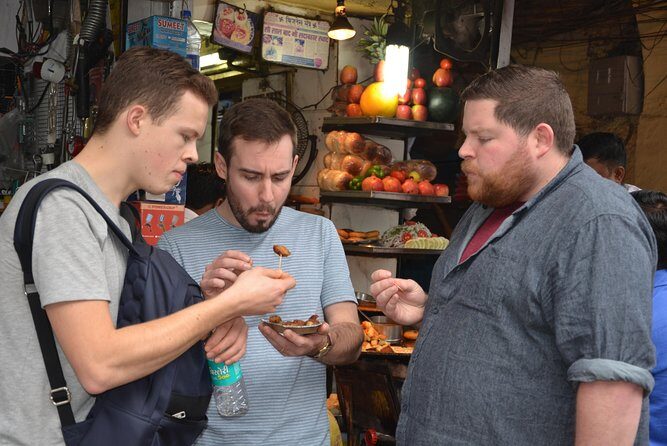 Full Day Old Delhi Food, Heritage, Cultural experience&visit Masterji Kee Haveli - Rickshaw rides that keep the day doable