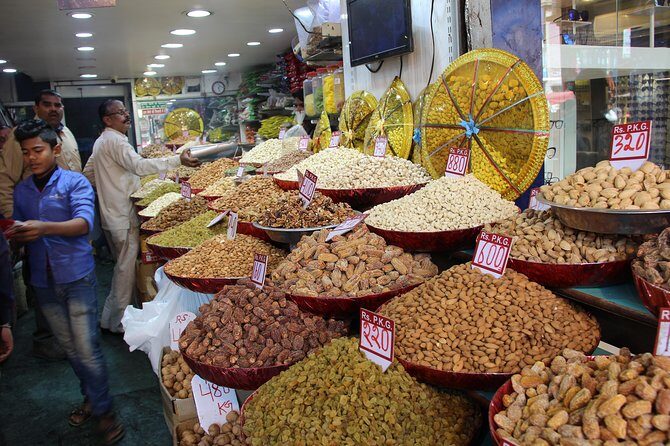 Full Day Old Delhi Food, Heritage, Cultural experience&visit Masterji Kee Haveli - Masterji Kee Haveli: the meal setting that turns the day into a memory