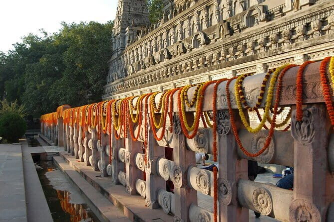 Full-Day Private Bodh Gaya Spirituality Tour from Varanasi - Quick hits before you go