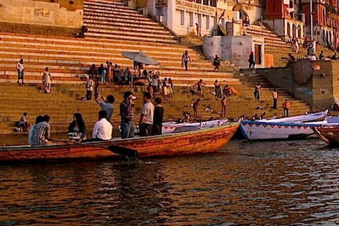 Full Day Private Guided Tour of Varanasi - New Vishwanath Temple: Why Temples Still Shape Daily Life