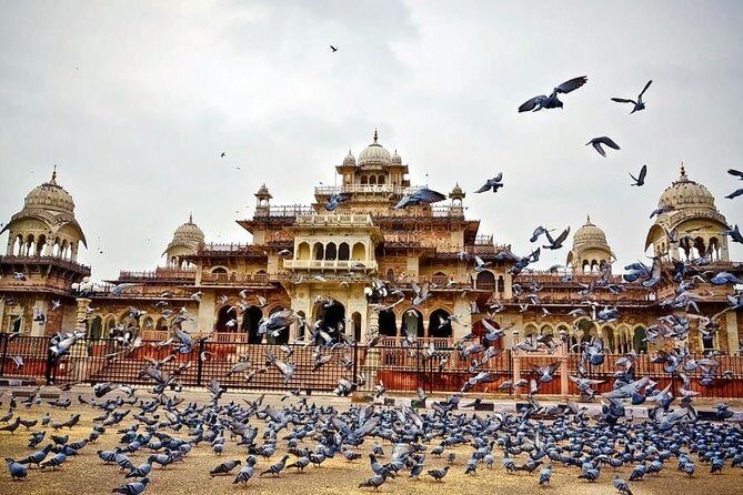 Full-Day Private Tour Heritage of Jaipur with Amber Fort - Jantar Mantar beside the palace walls
