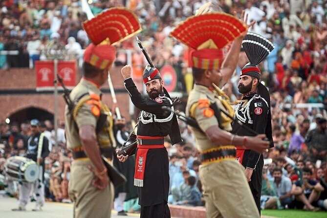 Full Day Private tour of Amritsar with Visit to Wagha Border. - Wagha Border Beating Retreat: The Attari-Wagah Show With Real Drama