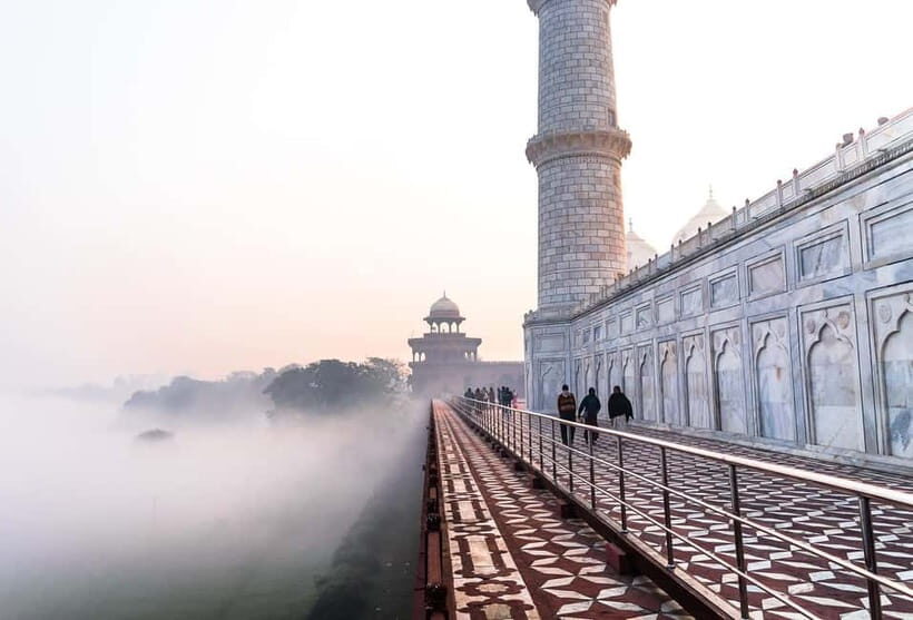Full-Day Tour of Agra with Sunrise & Sunset at Taj Mahal - Guide style, language options, and how to get the most out of the stories