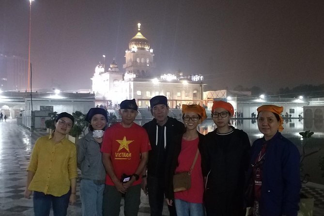 Full Day Tour of Delhi With Guide & Entrances - Red Fort and Raj Ghat: power, then restraint