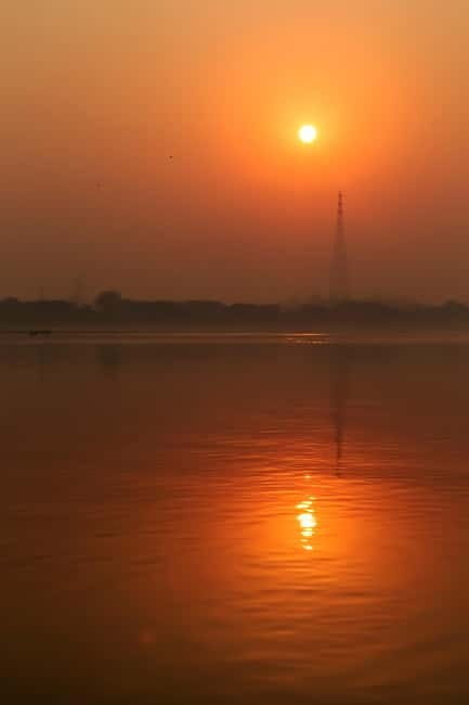 Golden Hour on the Ganges - Sunrise Boat Tour - Quick hits: why this Ganges night tour feels worth it