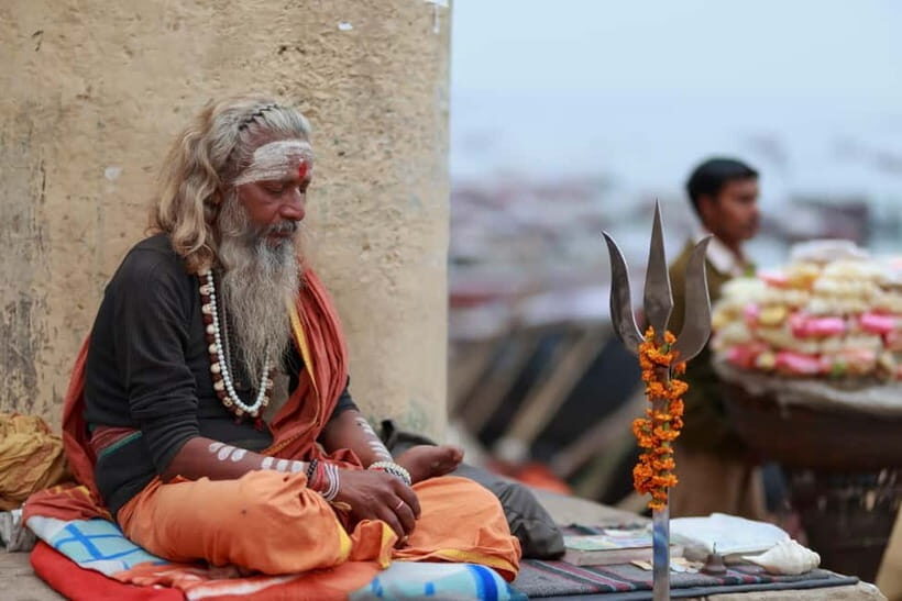 Golden Hour on the Ganges - Sunrise Boat Tour - The hand-row private boat ride and why it matters at Aarti time