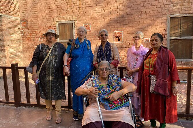 Golden Temple and Jallianwala Bagh Guided Tour - Langar and Live Kitchen Operations: The Real Heart of Service