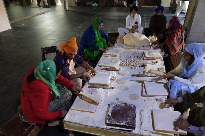 Golden Temple and Wagah Border Private Tour with Punjabi Lunch - Jallianwala Bagh: a short stop that lands heavy