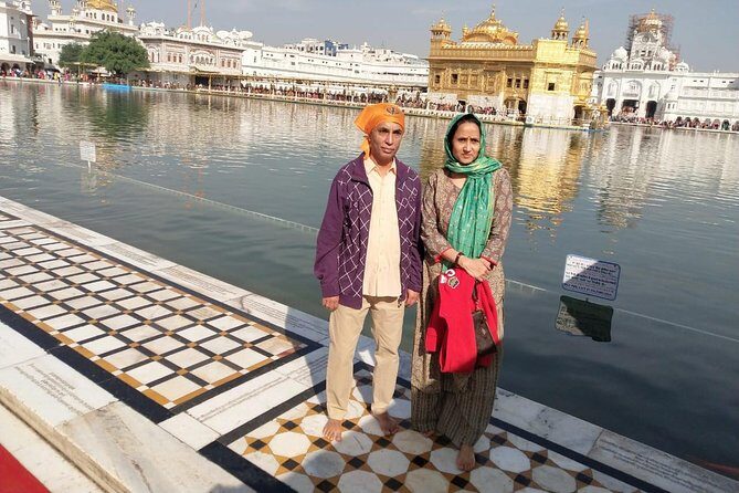 Golden Temple and Wagah Border Private Tour with Punjabi Lunch - Should you book this Golden Temple and Wagah day trip?