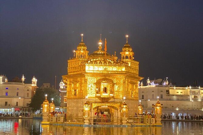 Golden Temple Night Ceremony and Light Visit Tour with Pick-Drop - Why the guide can make or break the night