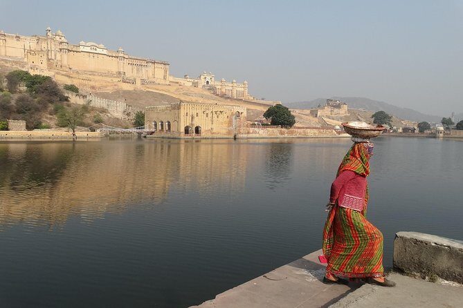 Golden Triangle 6 Days Tour from New Delhi - Day 2 in Delhi-Agra country: Akshardham and Mehtab Bagh at sunset