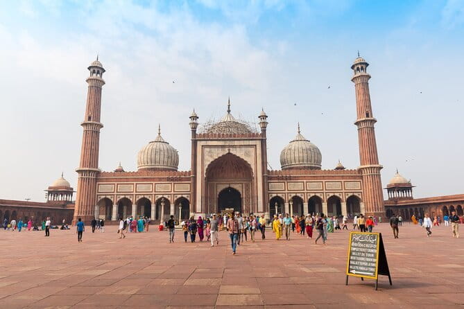 Golden Triangle India - Jaipur Day 4: City Palace, Jantar Mantar, Hawa Mahal Area, and the Fort Stop