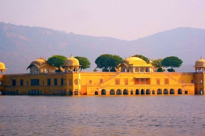 Golden Triangle Tour 4 Nights 5 Days - Delhi Day: Red Fort, Jama Masjid, Qutub Minar, and India Gate