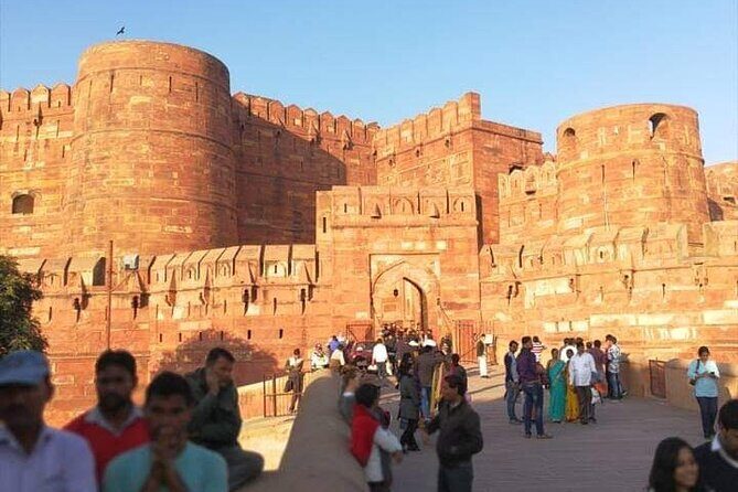 Golden Triangle Tour India - Day 2 Delhi landmarks: India Gate and the Parliament area